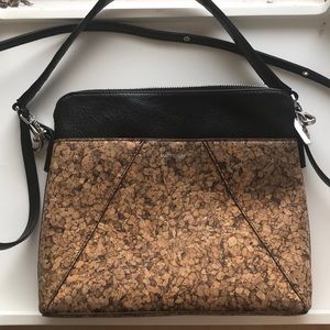 Matt & Nat cross body purse - Cork collection